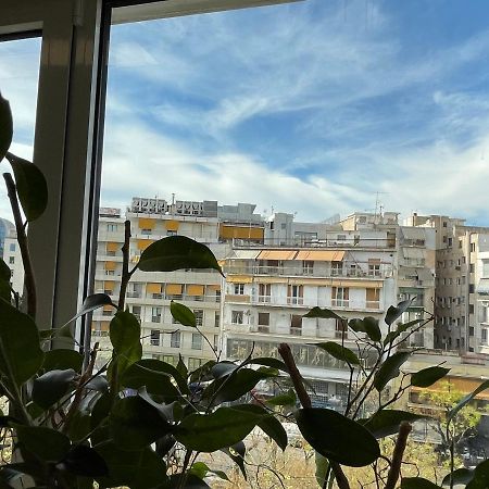Cozy Apartment In Heart Athens Near Metro Fix 100M Atenas Exterior foto