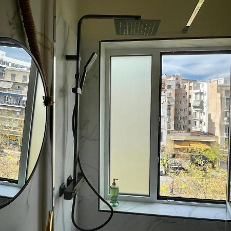 Cozy Apartment In Heart Athens Near Metro Fix 100M Atenas Exterior foto