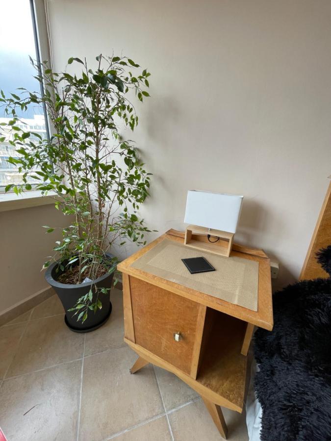 Cozy Apartment In Heart Athens Near Metro Fix 100M Atenas Exterior foto