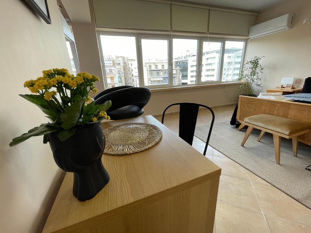 Cozy Apartment In Heart Athens Near Metro Fix 100M Atenas Exterior foto