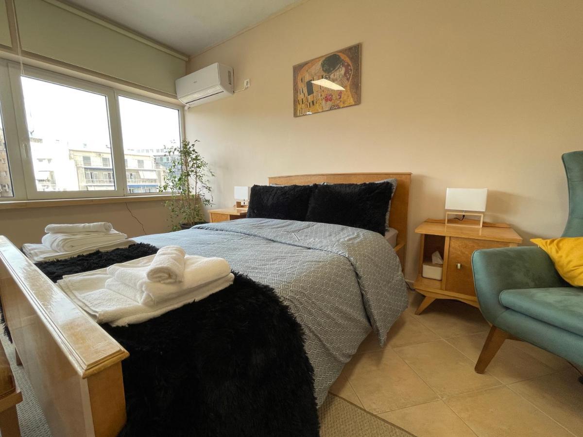 Cozy Apartment In Heart Athens Near Metro Fix 100M Atenas Exterior foto